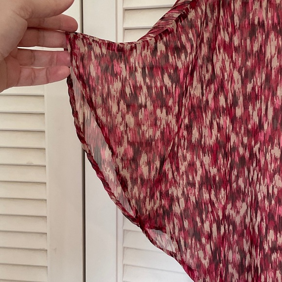 Converse Red and White Sheer Blouse - Picture 5 of 5